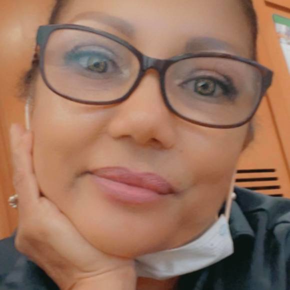 Meet your Posher, Luz - Picture 1 of 1